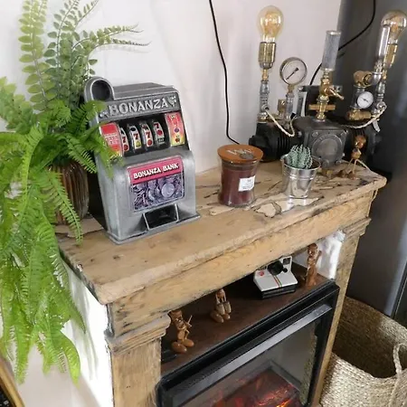 Chaleureux En Rez De Chaussee * Moulins (Allier)