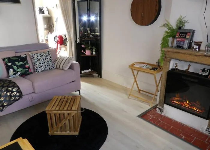 Apartment Chaleureux En Rez De Chaussee