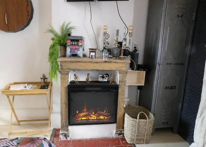 Chaleureux En Rez De Chaussee Apartment Moulins (Allier)