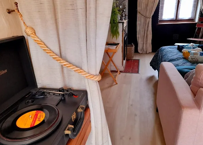 Chaleureux En Rez De Chaussee Apartment Moulins (Allier)