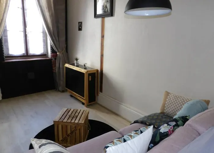 Chaleureux En Rez De Chaussee *